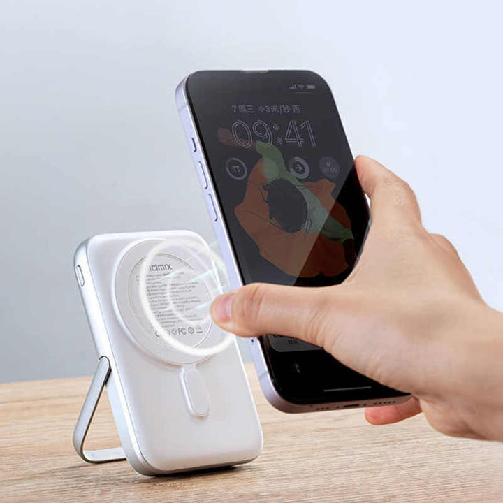 Magnetic Portable Wireless Power Bank with PD 20W Fast Charging
